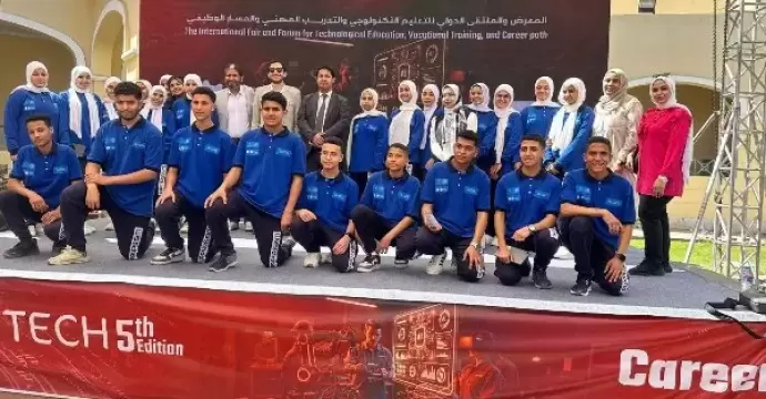 وزير التعليم يشيد بمشروعات الطلاب المشاركين في معرض EDU TECH EGYPT