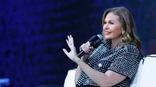 يسرا تنعى والد منة شلبي برسالة موثرة : اللهم ارحمه واغفر له