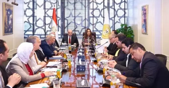 وزيرة التنمية المحلية والبيئة: ملف بحيرة قارون يحظى بأولوية قصوى لدى الدولة