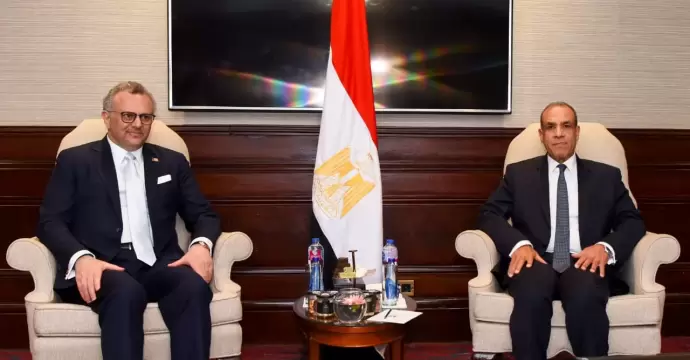 وزير الخارجية يبحث مع كبير مستشاري ترامب مستجدات الأوضاع في الشرق الأوسط وإفريقيا| صور