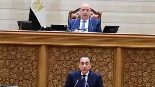 مدبولي من البرلمان: بحلول عام 2028 سنعتمد على 40% من الطاقة المتجددة