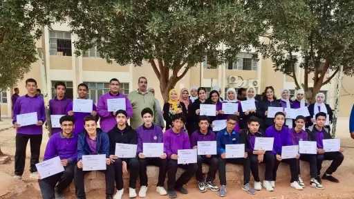 “خط أحمر” يكشف أسماء طلاب اجتازوا اختبار توفاس في البرمجة والذكاء الاصطناعي