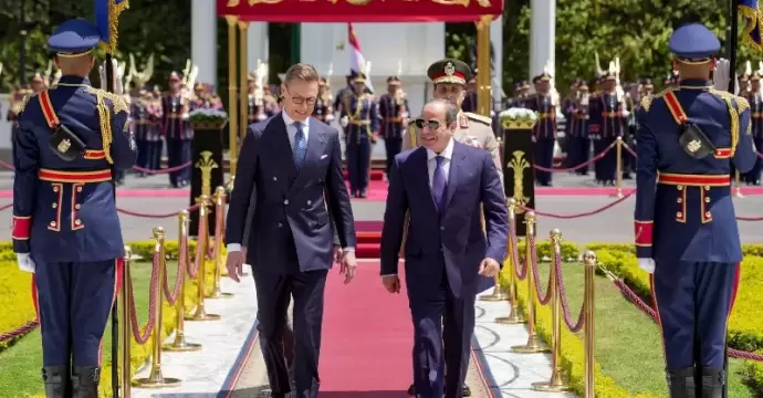 المتحدث الرئاسي ينشر صور استقبال الرئيس السيسي لنظيره الفنلندي بقصر الاتحادية