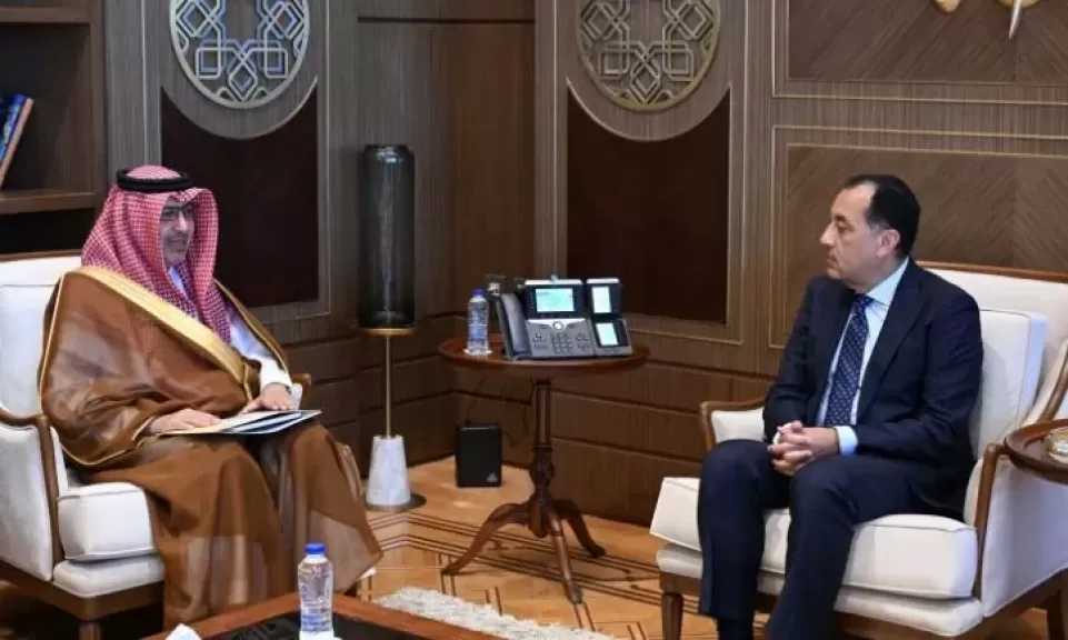 رئيس الوزراء يستقبل سفير خادم الحرمين الشريفين لدى مصر لبحث تعزيز التعاون المشترك