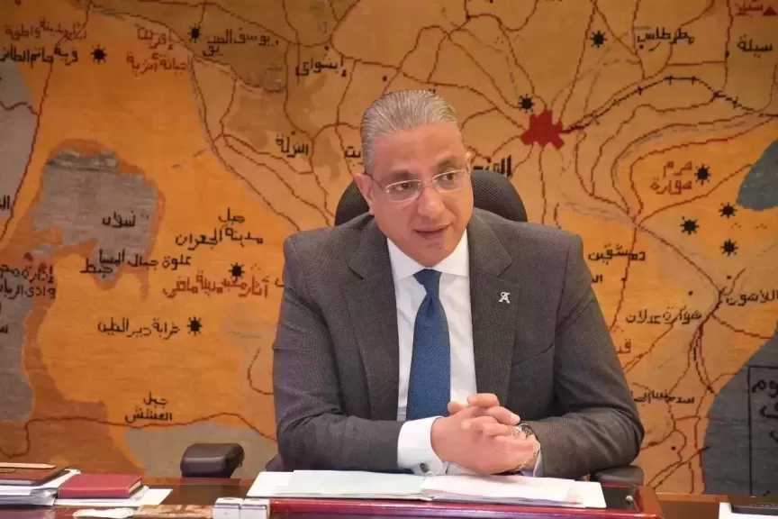 محافظ الجيزة يرصد أعمال حرق للمخلفات وتبوير للأراضي الزراعية