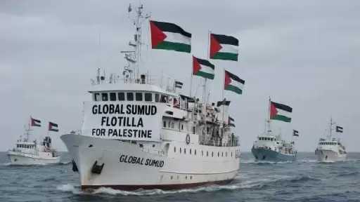 أسطول الصمود يصل إلى صقلية في طريقه لكسر حصار غزة