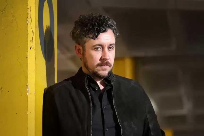 المخرج لي كرونين: لم ألتزم بإرث الأفلام السابقة وقدّمت رؤيتي الخاصة في The Mummy