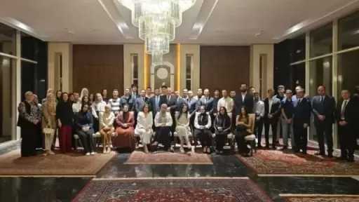 سفير مصر في الكويت يلتقي مجموعة من شباب الجالية المصرية| صور