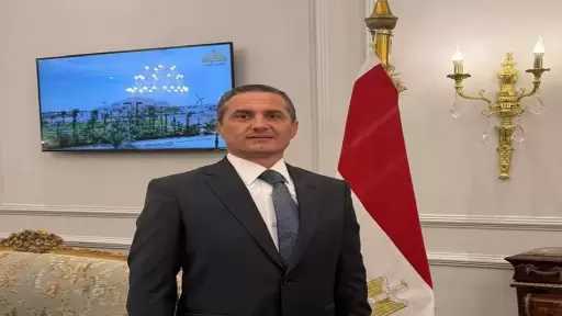 النائب مصطفى عمر يهنئ عمال مصر بعيدهم: السند الحقيقي والدعامة الأساسية لنهضة الوطن