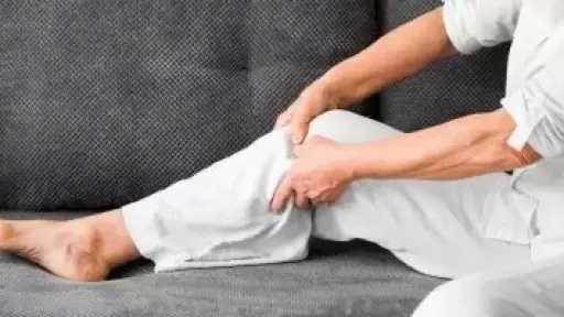 4 أعراض لسرطان البنكرياس تظهر على الساقين