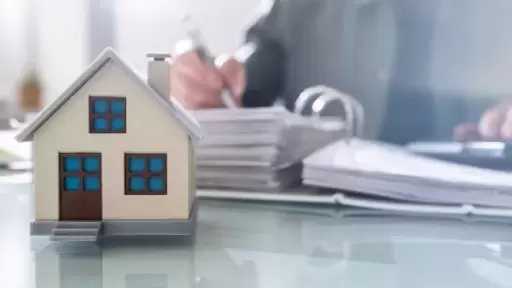 أستاذة اقتصاد: نعيش عصر الفقاعة العقارية منذ 4 سنوات