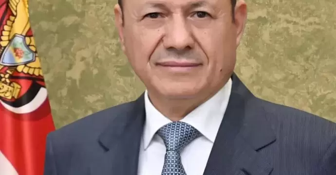 رئيس مجلس القيادة الرئاسي اليمني يعزي مدبولي في وفاة والده: الأمة خسرت واحدا من قادتها المخلصين