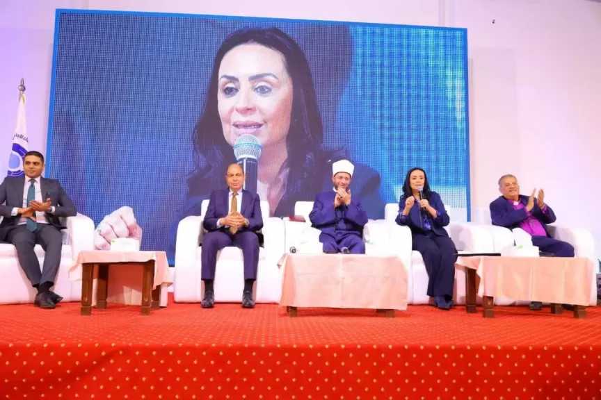 وزيرا التضامن الاجتماعي والأوقاف يشهدان ندوة ”بناء الإنسان وتعزيز ثقافة وقيم المواطنة” بالمنيا