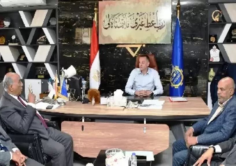 خط أحمر