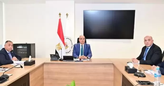 وزير الرى يبحث إجراءات الحفاظ على المنشآت المائية التاريخية بالتنسيق مع الجهات المختصة