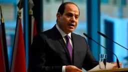 الرئيس السيسي يعلن عن منح استثنائية وقرارات لتحسين أوضاع العمالة غير المنتظمة