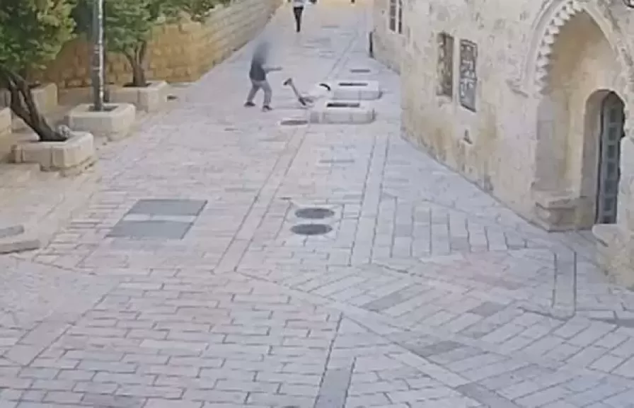 خط أحمر