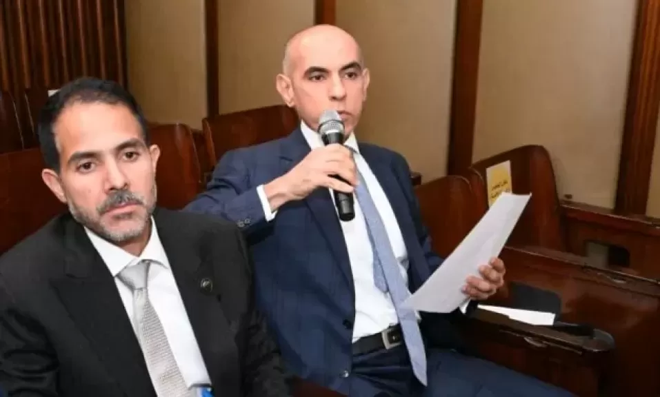 خط أحمر