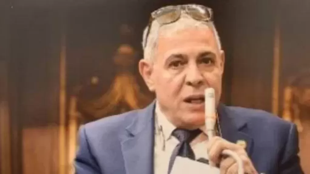 خط أحمر