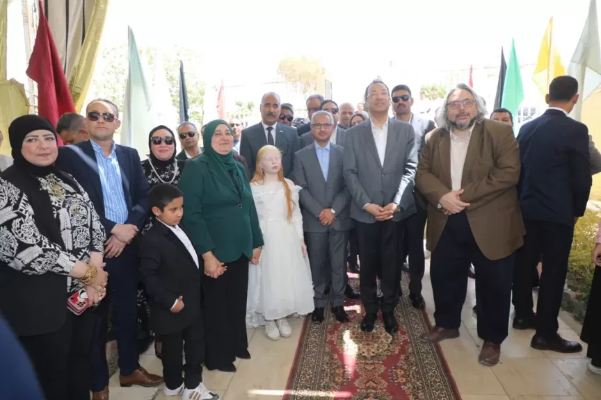خط أحمر