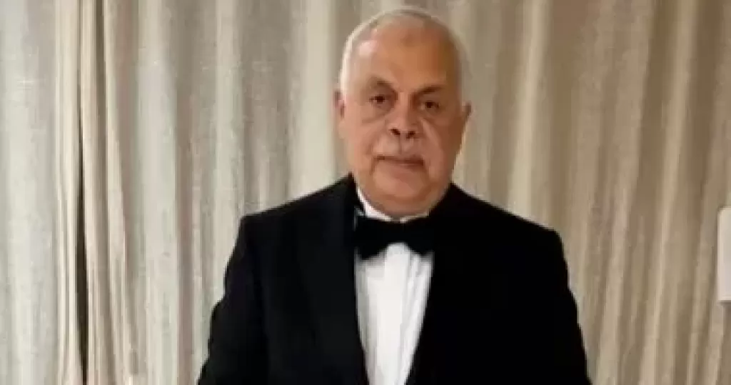 خط أحمر