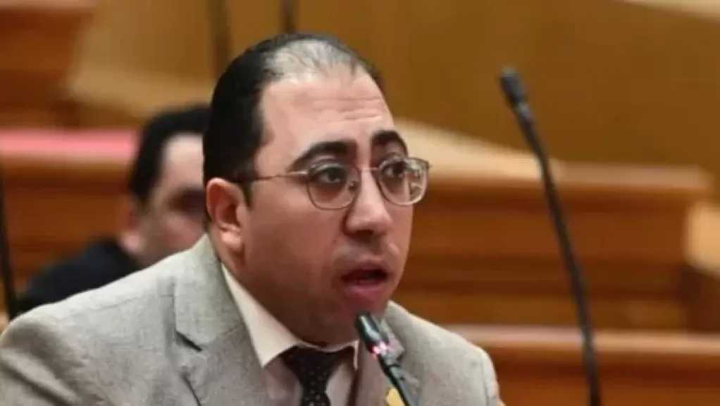سؤال برلماني بشأن واقعة إساءة التعامل مع طالبة بسبب كيس فول داخل مدرسة في بني سويف