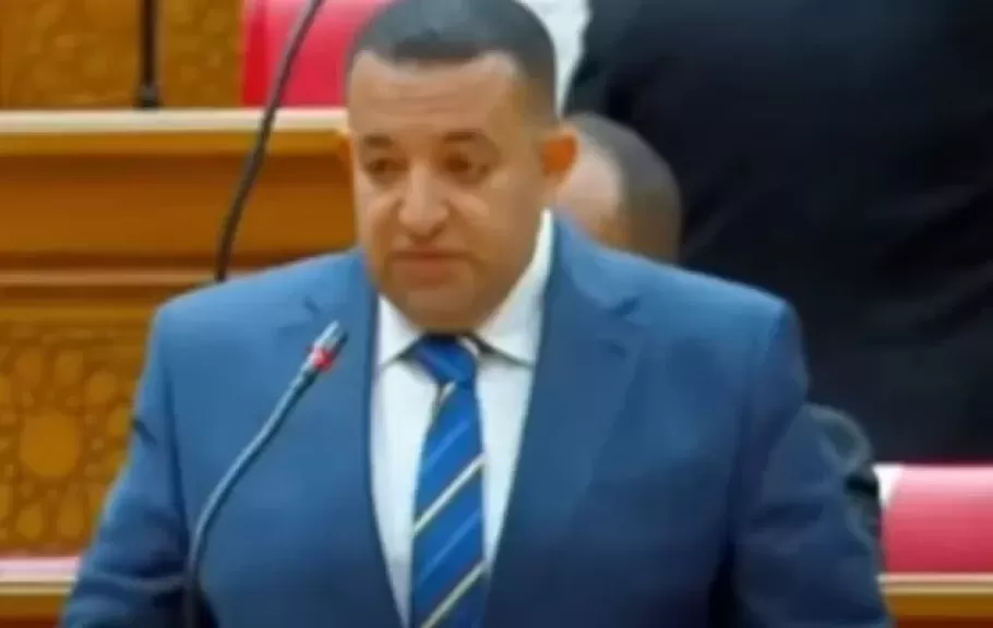 خط أحمر