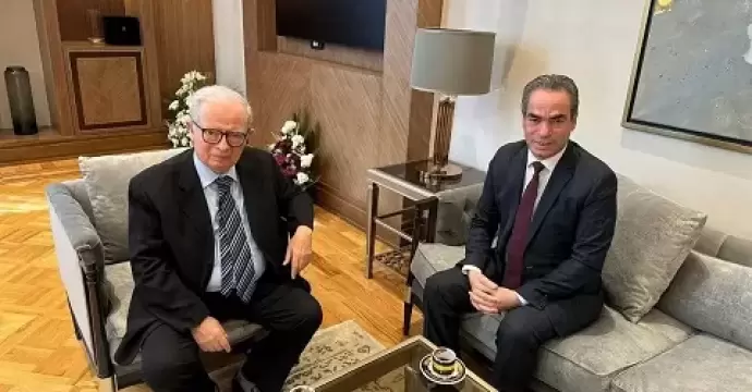 نائب رئيس الوزراء يبحث مع رئيس الوطنية للإعلام تطورات خطة الإصلاح المالي