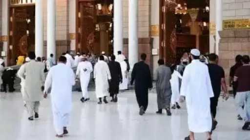 رئيس مصر للطيران يكشف تفاصيل رحلات الحج وخدمة أداء المناسك «بدون حقيبة»