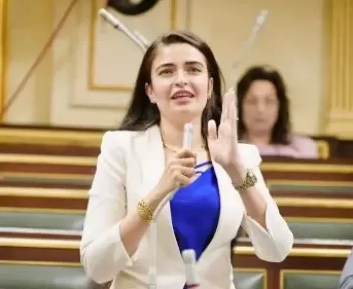 خط أحمر
