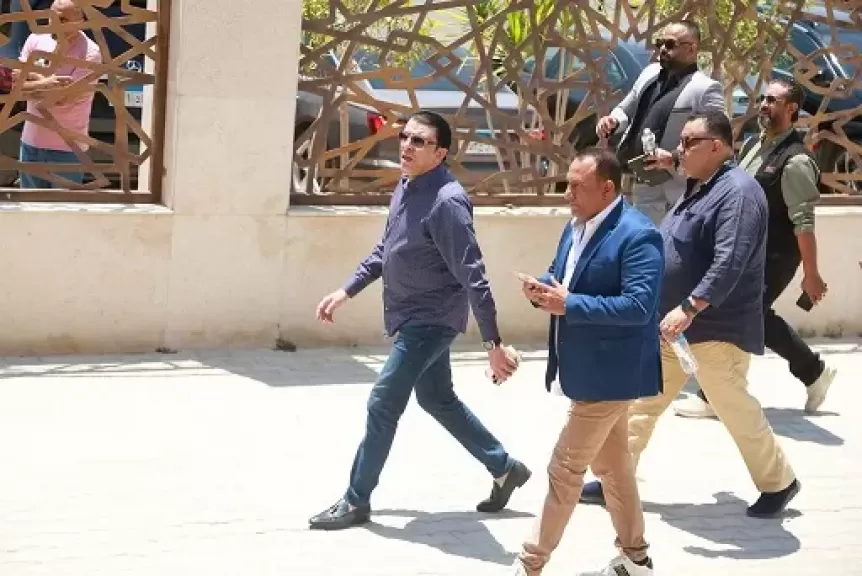 خط أحمر