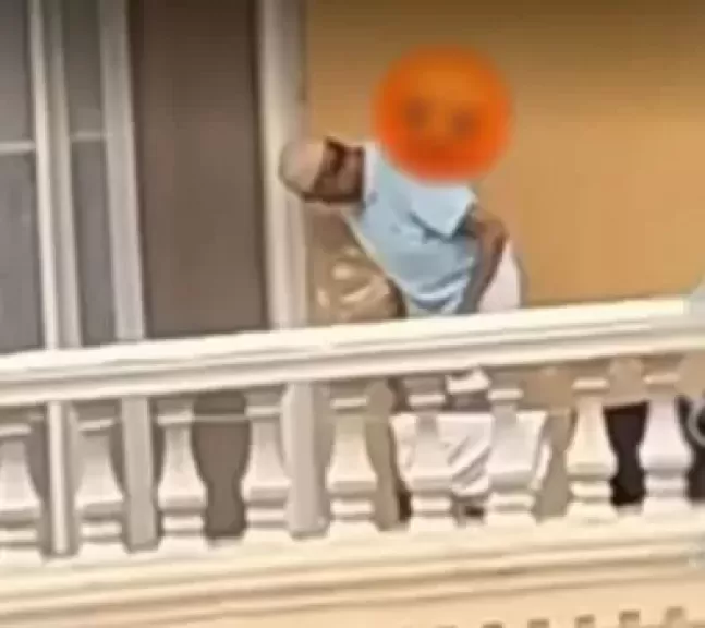 خط أحمر
