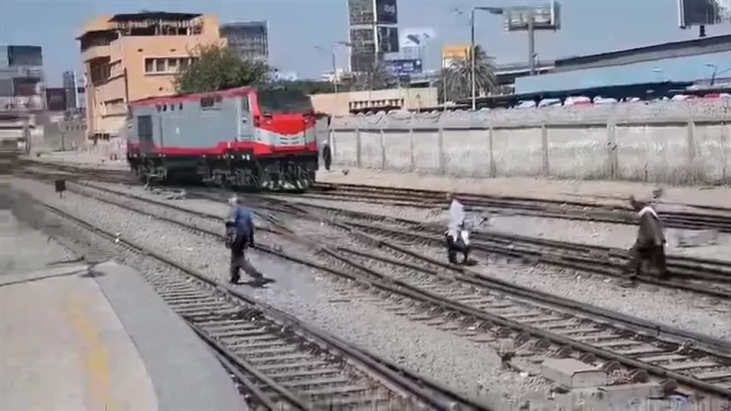 خط أحمر