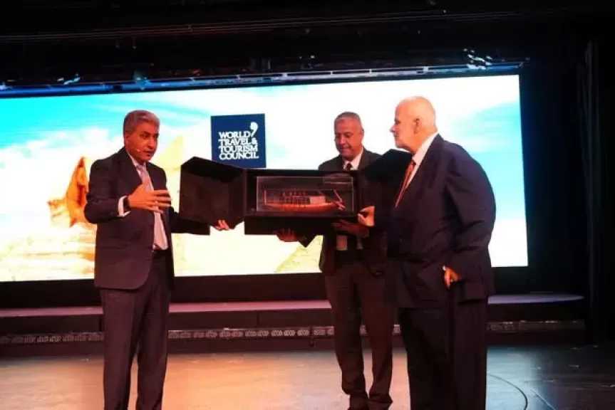 شريف فتحي: زيارة مصر تُمثل تجربة سياحية فريدة تجمع بين الأصالة والتنوع وتلبي اهتمامات كافة السائحين