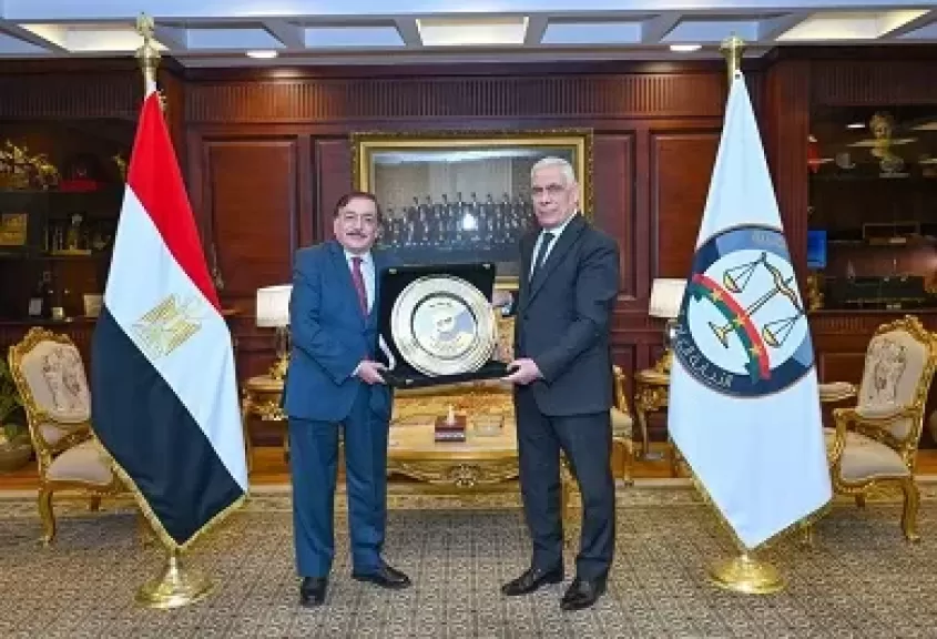 خط أحمر