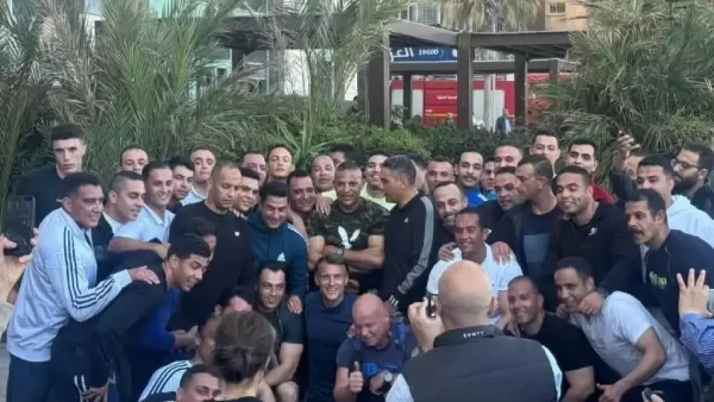 خط أحمر