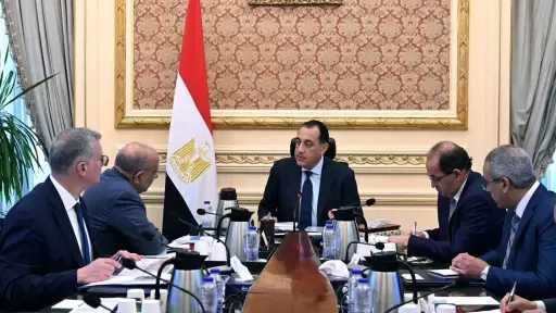 رئيس الوزراء: وزارة المالية تعمل على زيادة الاستثمارات في قطاع الطاقة في إطار رؤية متكاملة لدعم الاقتصاد المصري