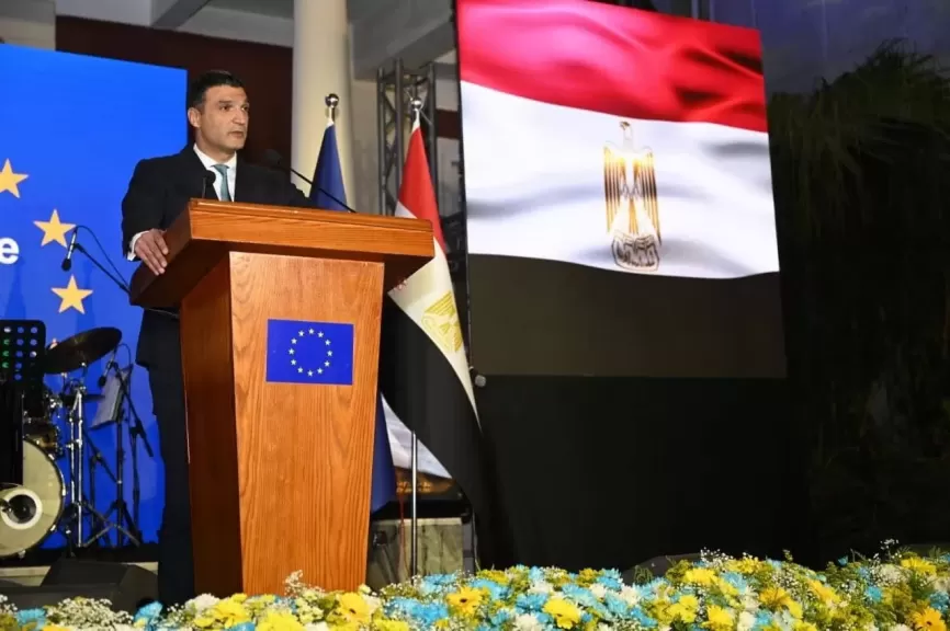 خط أحمر