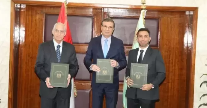 وزير الزراعة يوقع بروتوكولا للتحسين الوراثي وتكويد الماشية بالتعاون مع الخدمة الوطنية والقطاع الخاص