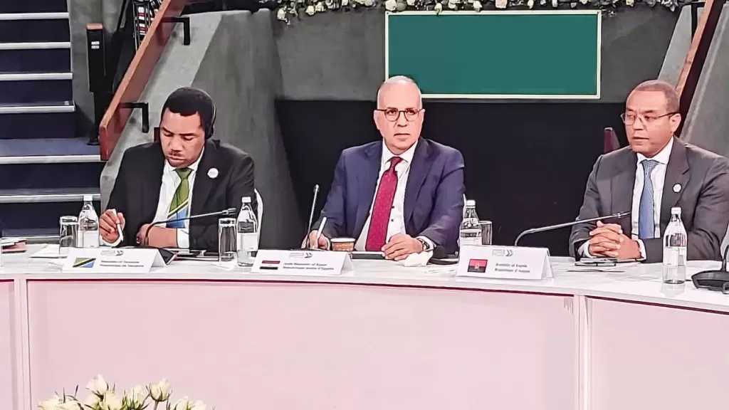 الدكتور سويلم يشارك في جلسة المائدة المستديرة رفيعة المستوى “بناء نظم غذائية وزراعية منتجة ومستدامة وقادرة على الصمود في إفريقيا: تعزيز الشراكات”