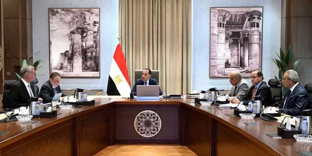 رئيس الوزراء: توفير المزيد من احتياطيات الوقود قبل حلول موسم الصيف وخلال العام المالي 2026-2027