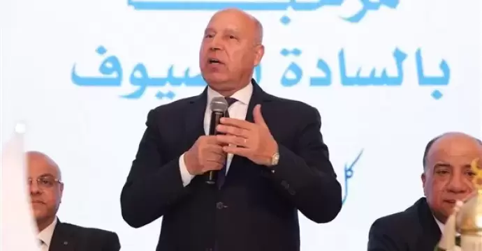 وزير النقل يعلن إطلاق المرحلة الثالثة من مبادرة تدريب سائقى النقل الثقيل