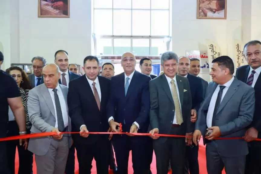 جهاز تنمية المشروعات يفتتح معرض أوكازيون للأثاث الدمياطي بالتعاون مع الغرفة التجارية بدمياط