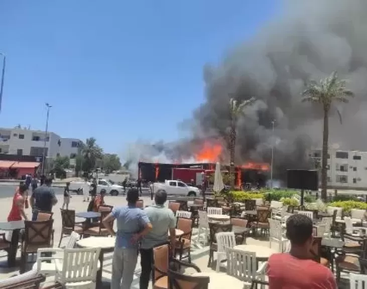 خط أحمر