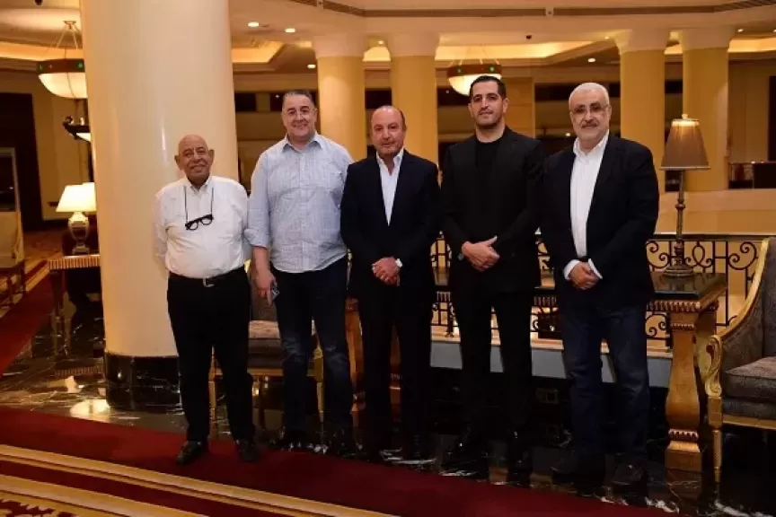 خط أحمر