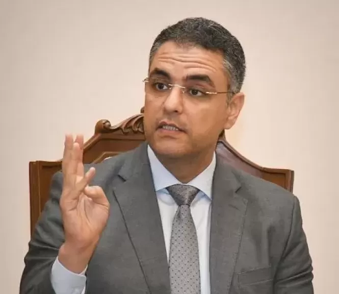 خط أحمر
