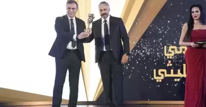 عمرو الليثي يحصل على جائزة تريند الإعلام العربي في حفل Trend Awards Middle East