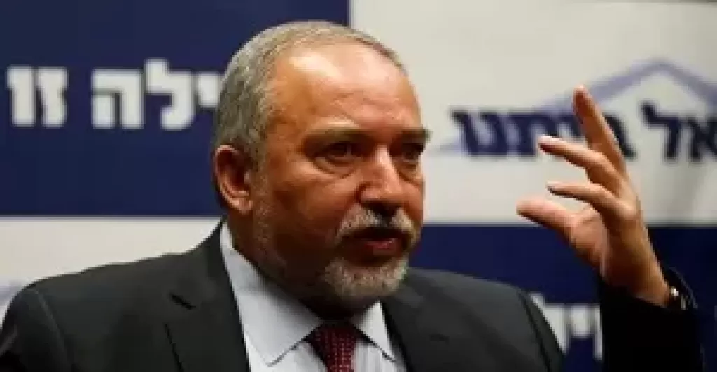 خط أحمر