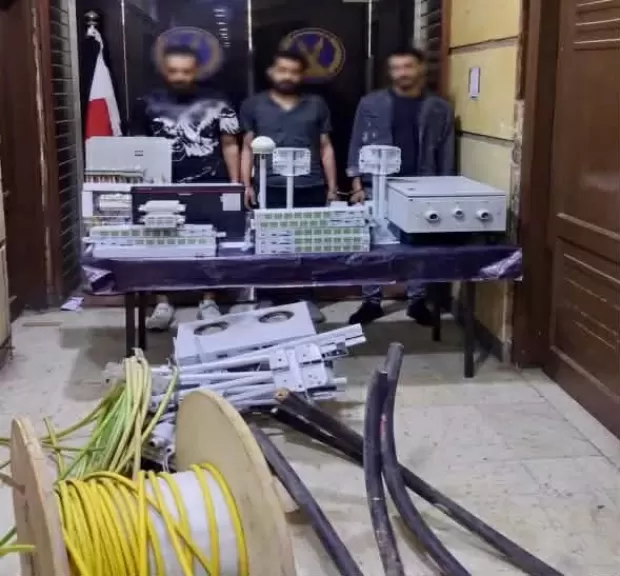 خط أحمر