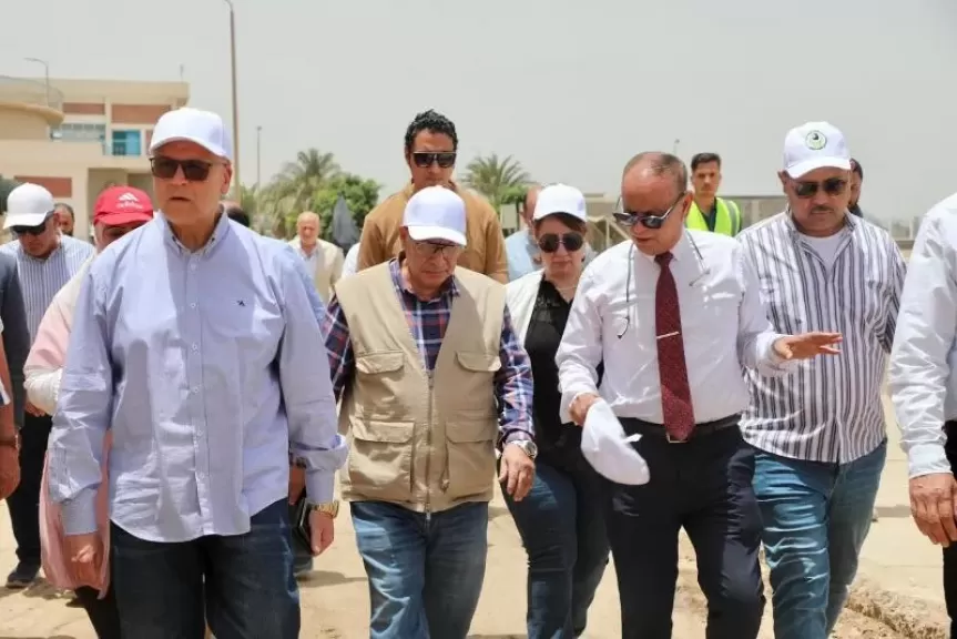 خط أحمر